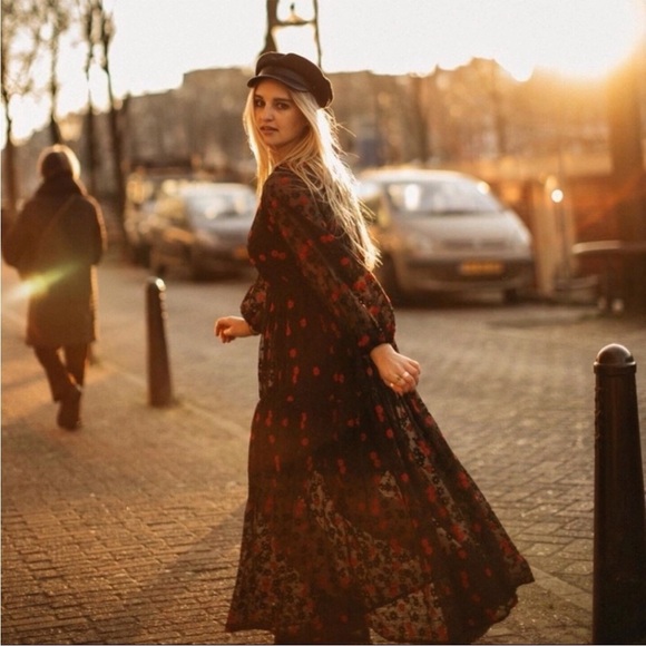 NEW Zara Oversized Floral Embroidered Sheer Dress Black Red Bloggers Favorite - Picture 3 of 13